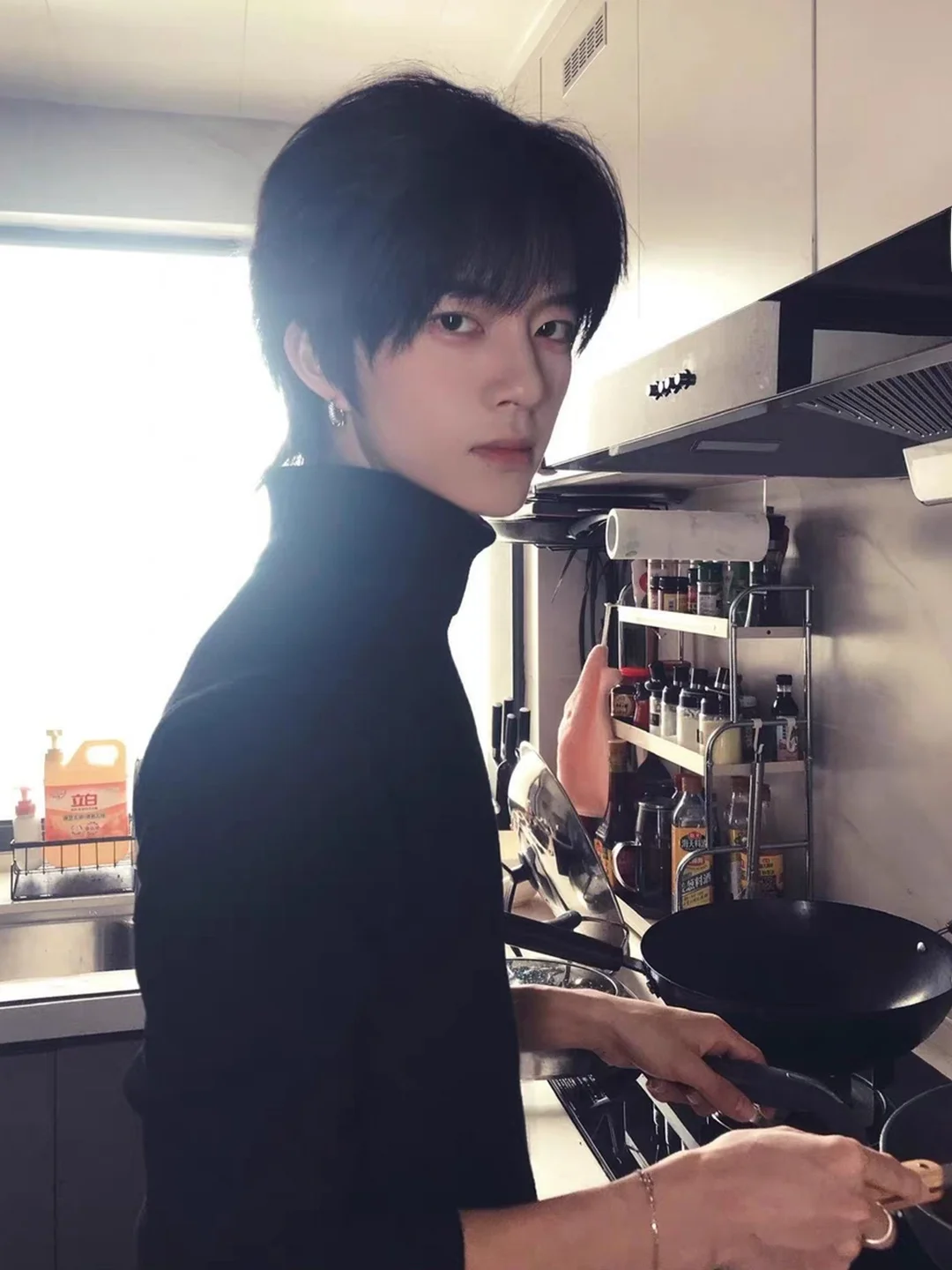 Briti Sle Thiened Long Sve Мужской вязаный свитер с высоким воротником Sli Slim Fit Base Layer irt Inner Wear Winter Fas...