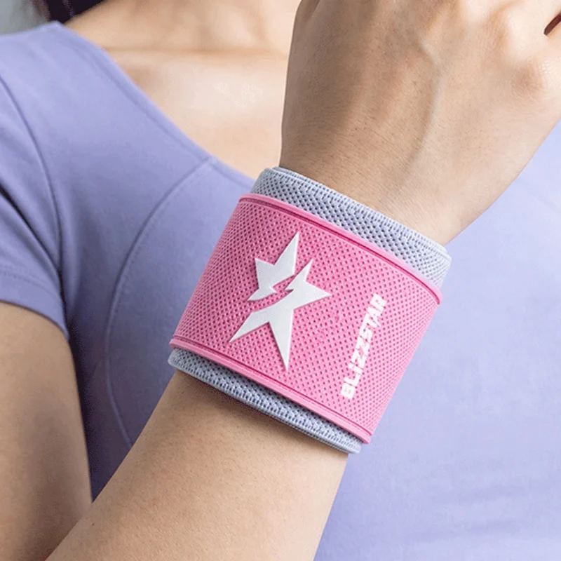 Women's Gym Wrist Wraps for Weightlifting Improved Lifting Support & Stability Hand Wraps Weight Lifting Wrist Wraps for Support