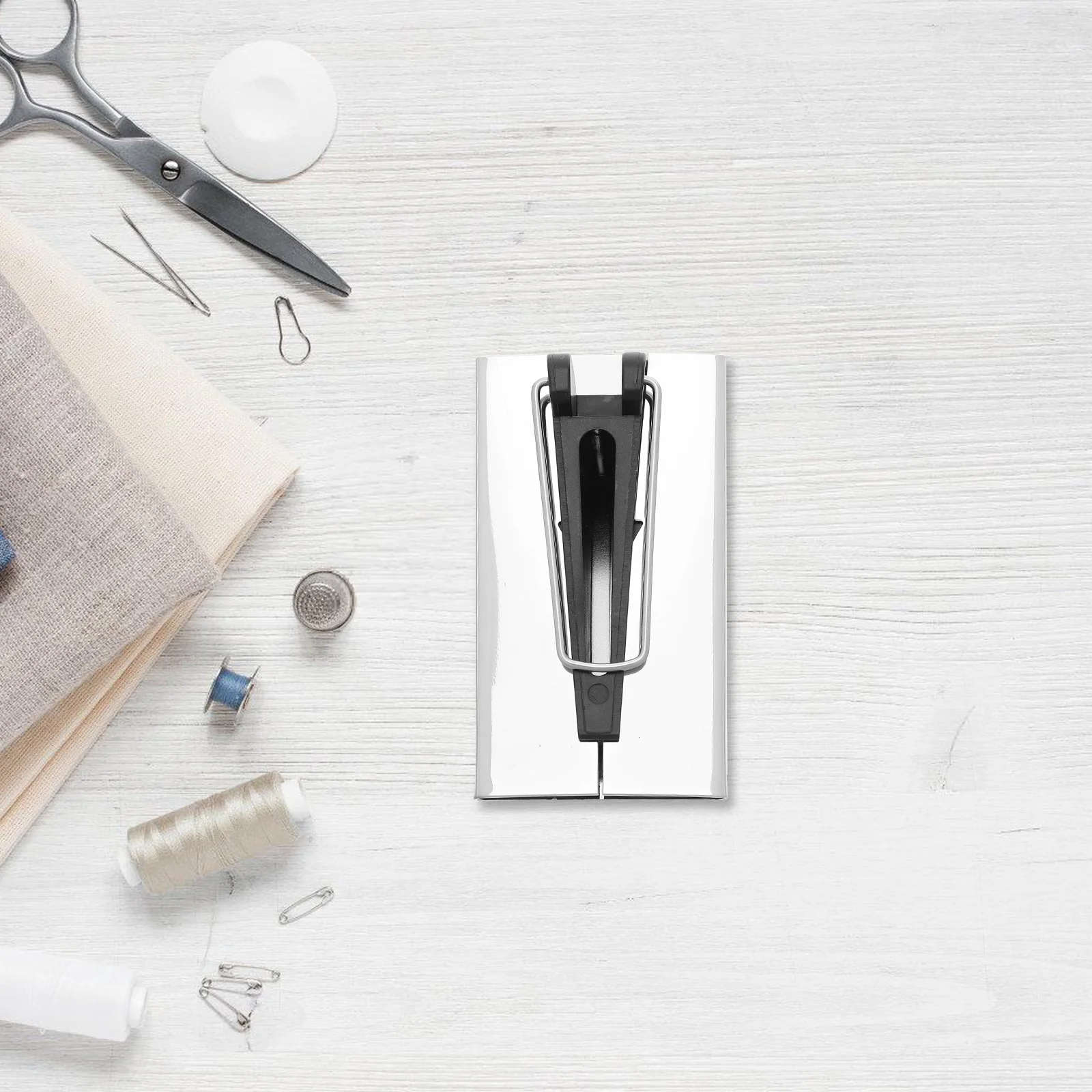 

Edge Wrapper Bias Binding Forming Tool Strip Device Tape Folding Gadget Folder Maker