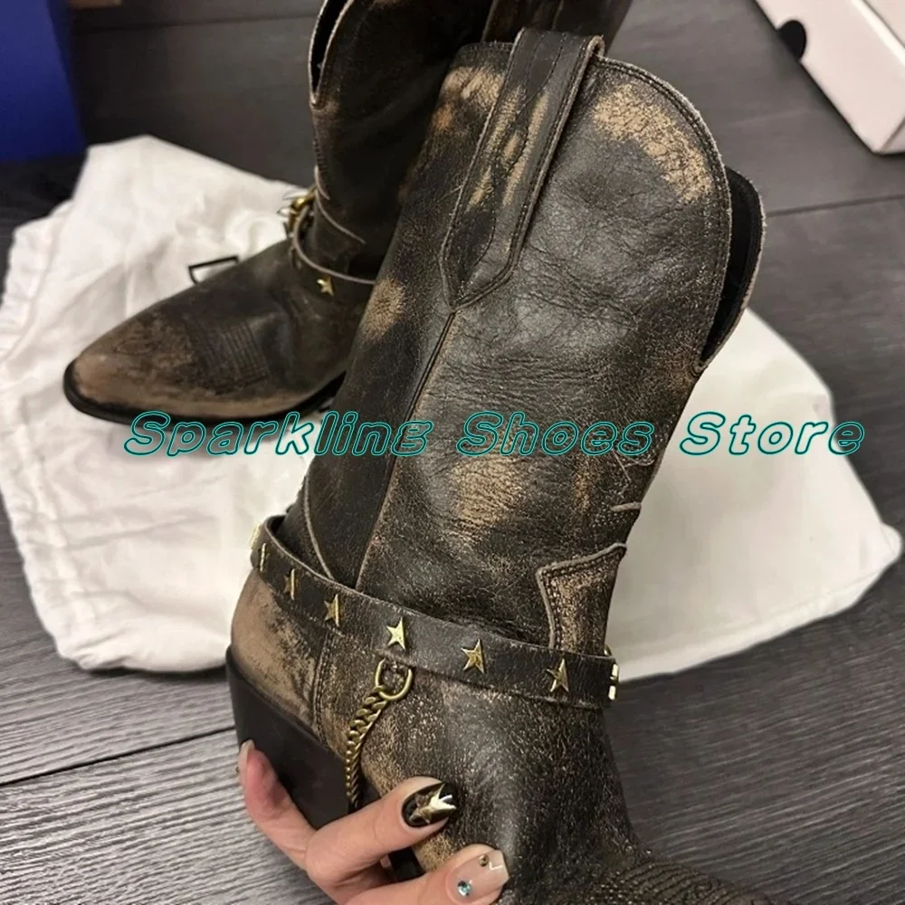 

Смешанные ковбойские ботинки, ботильоны с острым носком, украшенные цепочкой, сезон весна-лето, женская модная обувь на танкетке
