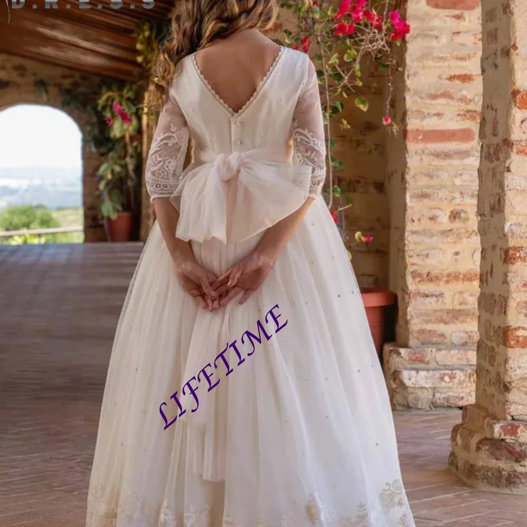 Customized Bohemian Communion Gown with Flower Embroidery Full Sleeve V-Neck Long Dress Voluminous Ruffles Back Design for Girls