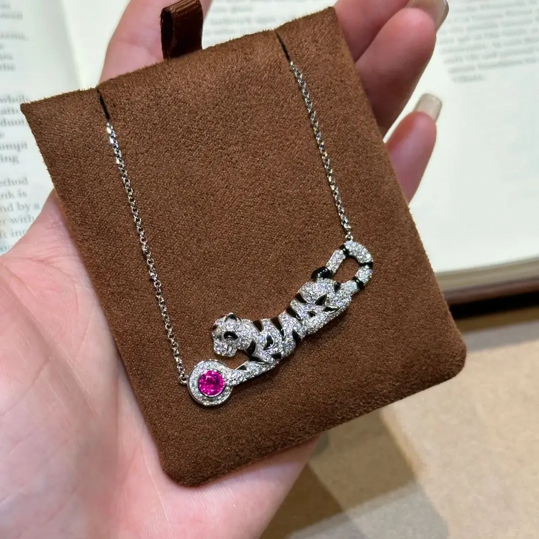 

Luxury Retro Jewelry Spotted Leopard Design Silver Color Pendant Necklaces Micro-inlay Full Zircon Neck Accessories For Women