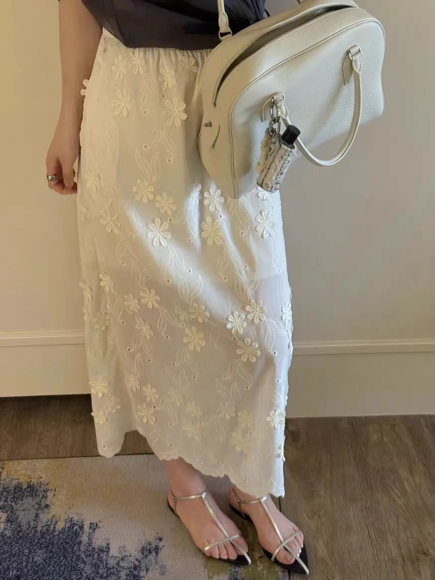 

Elegant High Waist Lace Midi Skirt with 3D Floral Embroidery A-Line Silhouette for Women Summer 2026 Fashion Trend