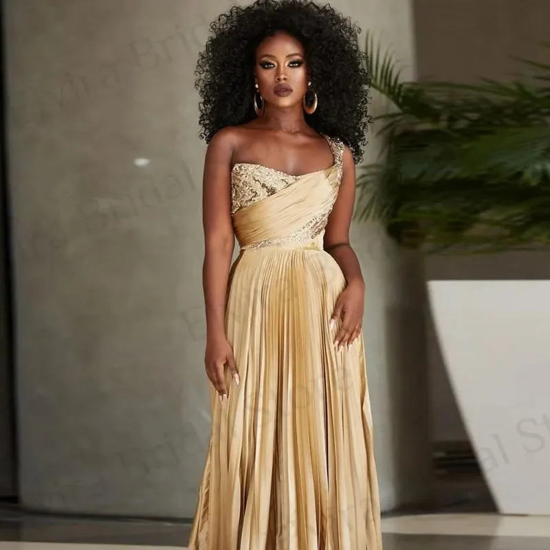 Prachtige gouden avondjurken A-lijn ruches zijsplit sweep trein één schouder pailletten damesjurken prom feestjurk op maat