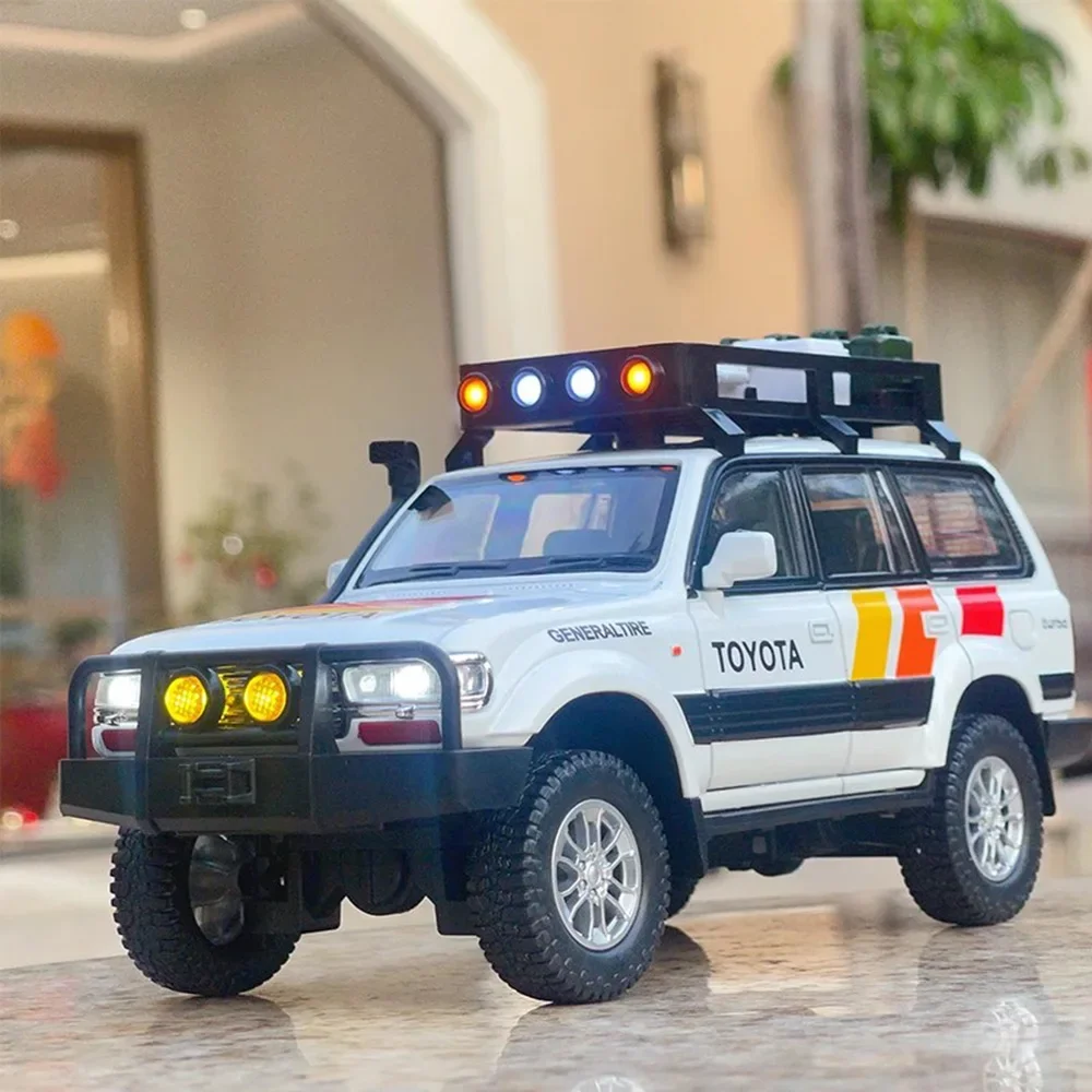 1:24 Alloy Diecast Land Cruiser LC80 Car Toy Model with Light Music Off-road Wheel Pull Back Vehicle Kids Children's Day Gift