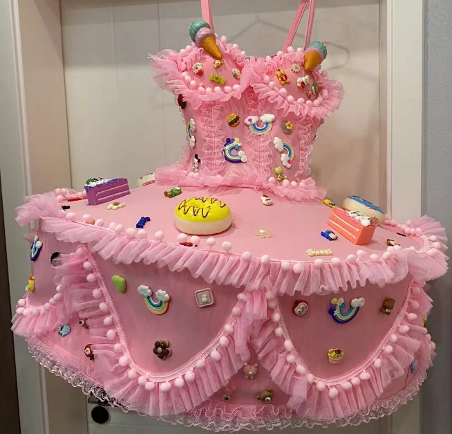 Vêtements de performance de Noël, robe de gâteau de bonbons, coiffure mignonne, ouverture de bar de défilé, chanteur, soirée sur scène de danse, tenue de spectacle de club rave