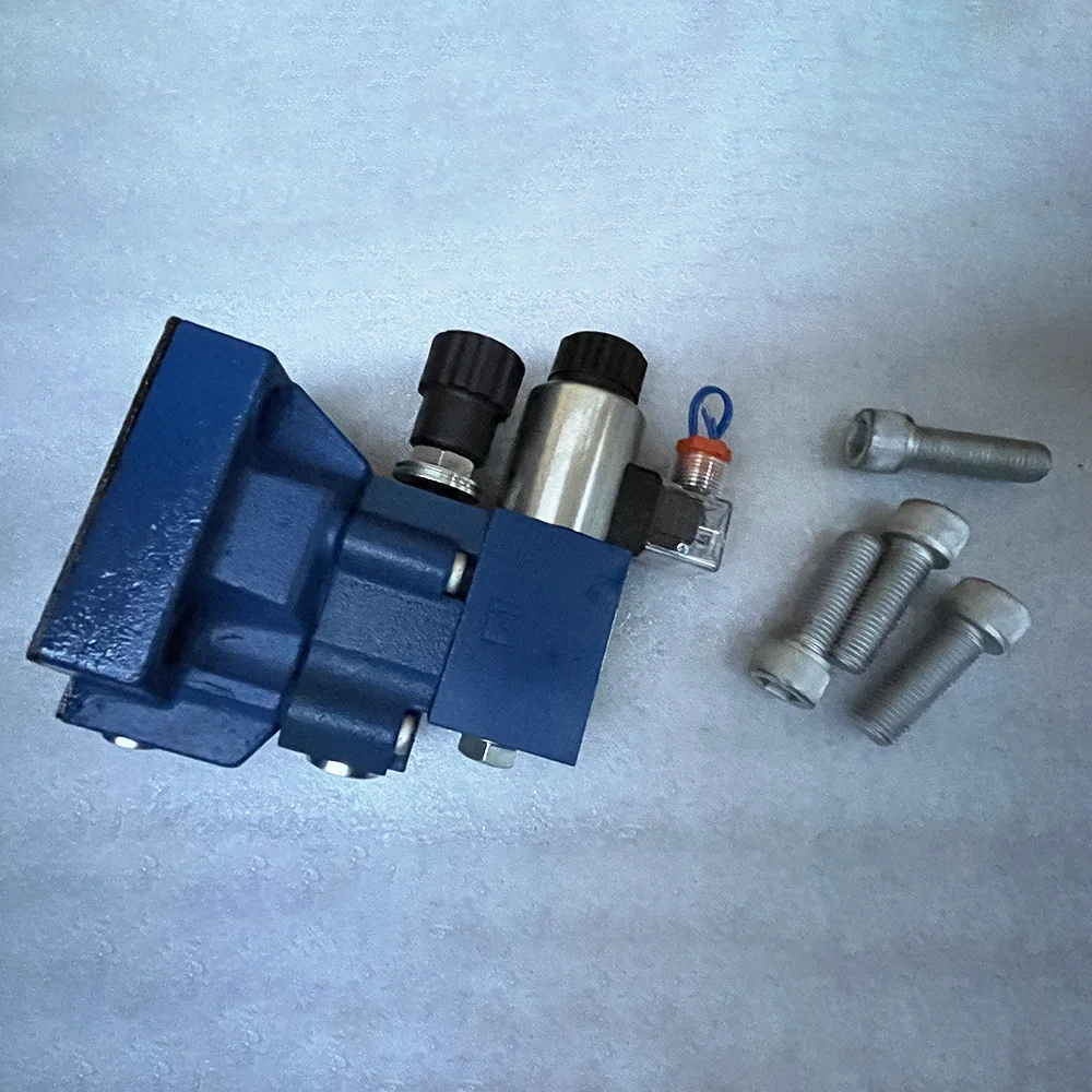 A-10544 Waterjet Cutting Intensifier Pilot Valve 24 VDC Water Jet Cutter Head 60k For HUADE Pilot Valve Electrical Shift 1-11736