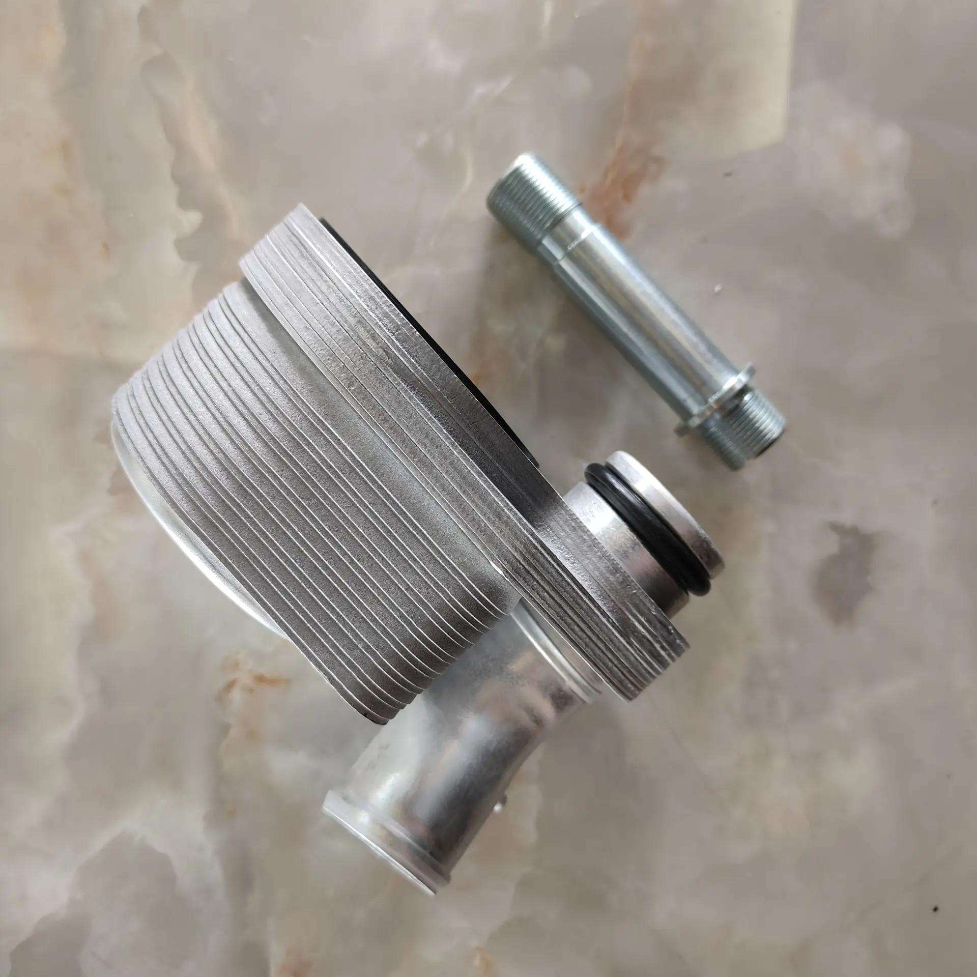 مبرد زيت للسيارة فيات DUCATO 2.3 D Multijet 2006 فصاعدًا 5801555580 504375378 5801630224