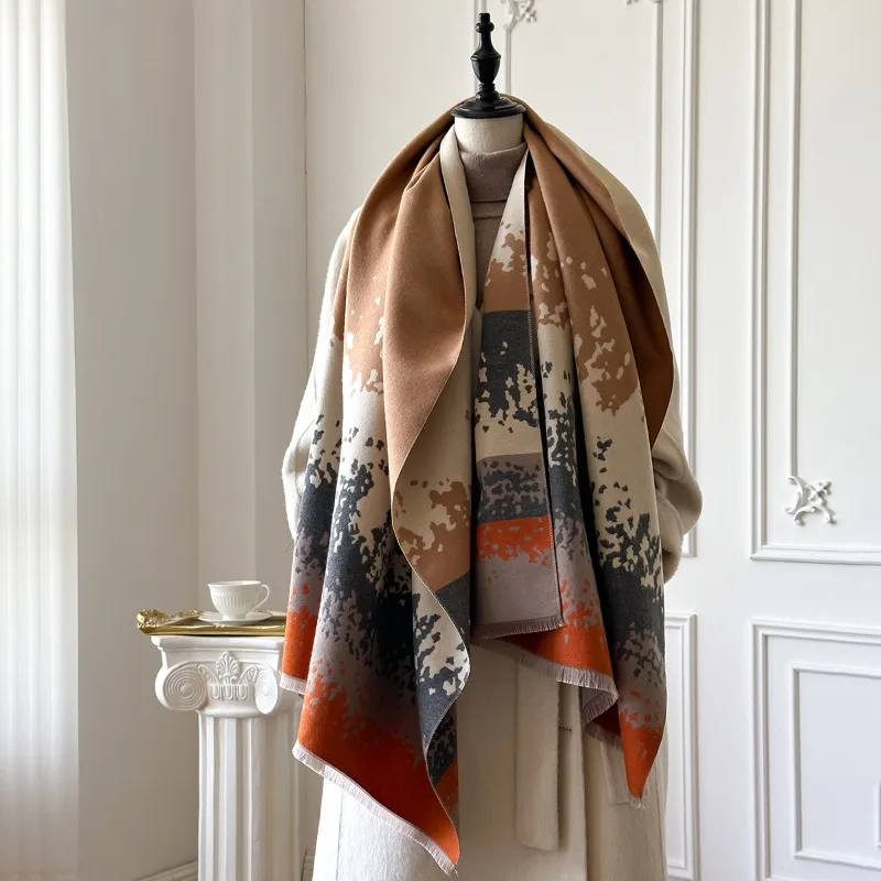 

Women's winter cashmere-like scarf 2025 new fashion print commuting warm neck protection cold-proof wrap