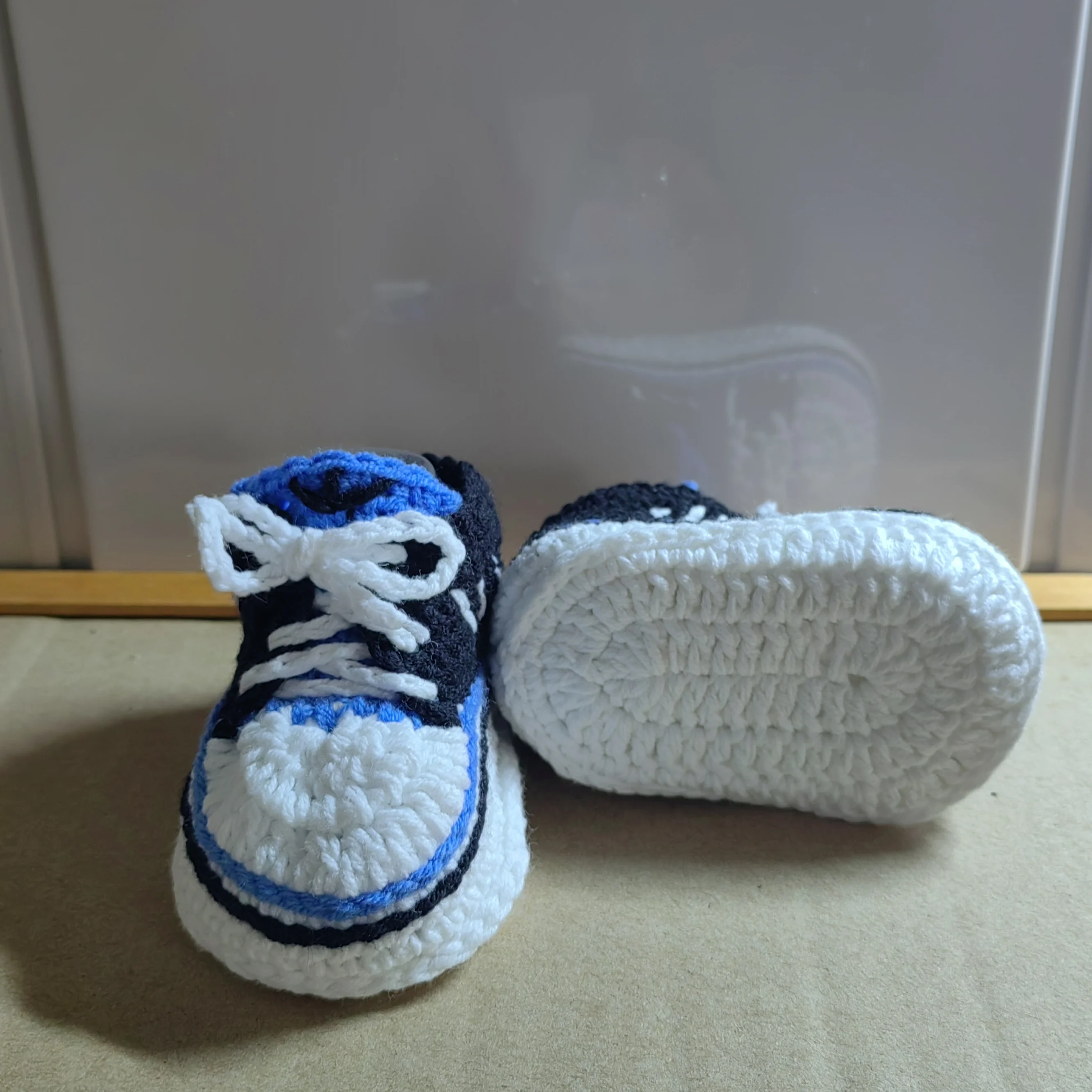 Newborn Shoes  Toddler Boots Baby First Walkers  Baby Girls Boys Fluff Soft Unisex Crib Shoes  handmade shoes