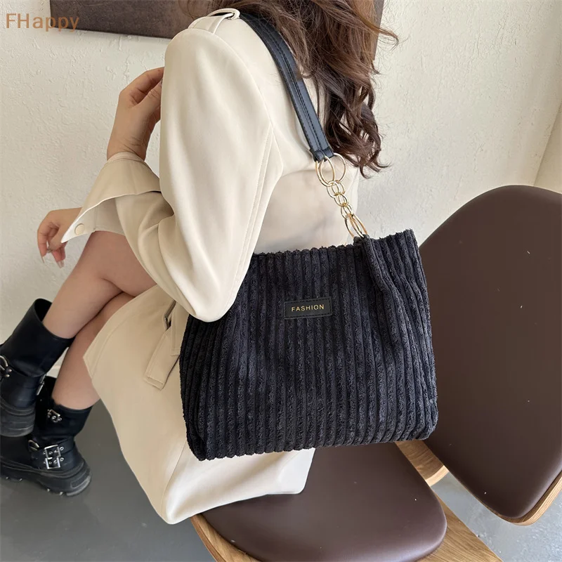 New Fashion Handbag Women\'s One Shoulder Underarm Bag Large Capacity Tote Bag