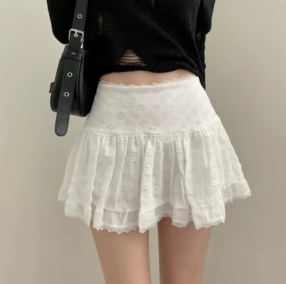 Y2K Low Rise Mini Skirt Tiered Ruffled Lace Trim White Short Skirt Summer Women Teen-Girl Feminine Barbiecore Outfit