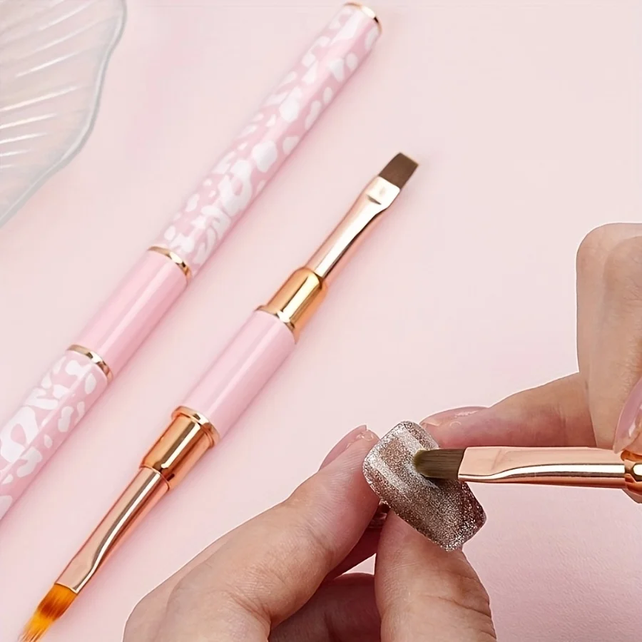 مجموعة فرش فنية احترافية مكونة من 5 قطع مع مقابض معدنية مزدوجة الأطراف - فرش أظافر بطبعة الفهد باللونين الوردي والأبيض مع دائري #4