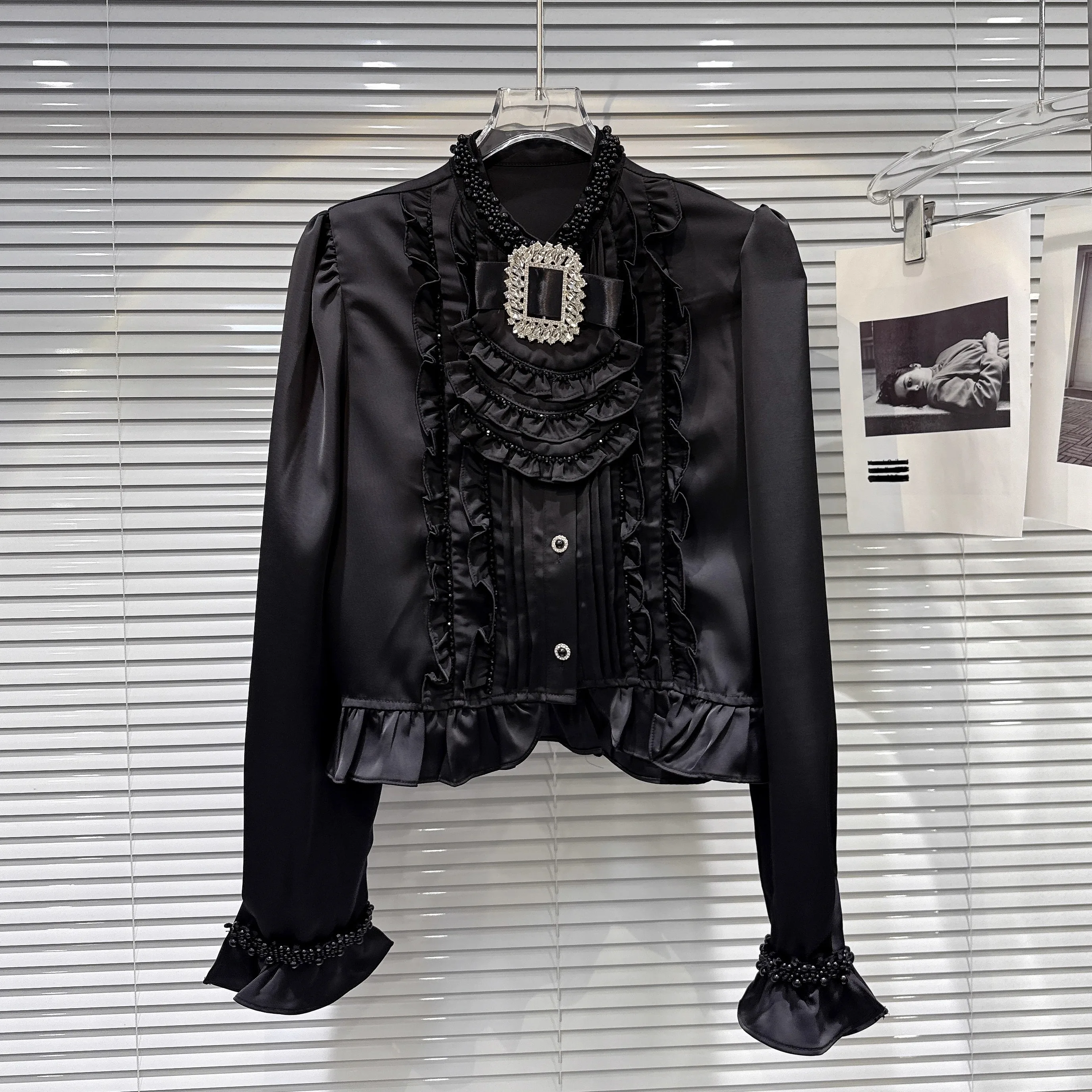 

Spring 2026 Pearl Button Long Sleeve Shirt Elegant Lady's Silk Cotton Straight Cut French Style Women's Fashion Premium Quality