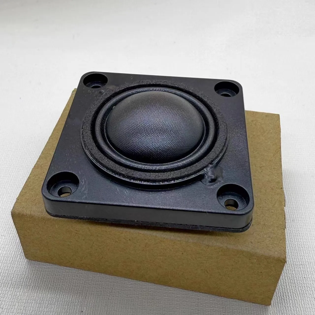 GHXAMP For Harman 2 بوصة 50 مم مكبر الصوت ذو القبة الحريرية - 25 وات 8 أوم، 50 × 50 مم - جودة عالية لترقية صوت السيارة قطعة واحدة