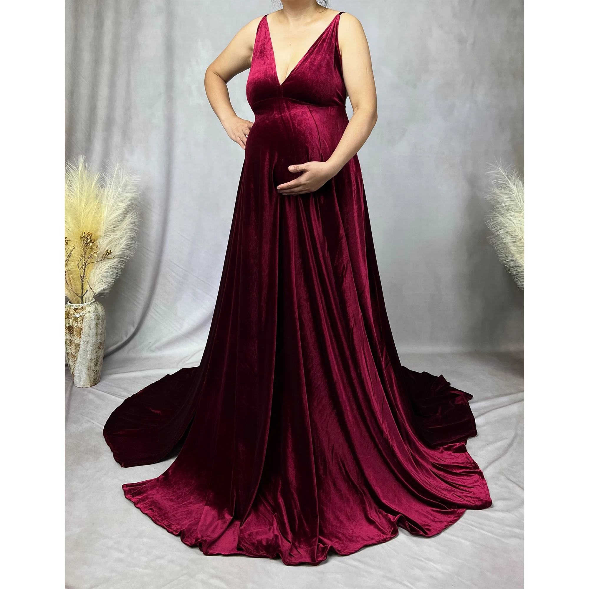 

Don&Judy Photo Shoot Deep V Maternity Dress for Pregnant Women Velvet Gown Evening Party Robe for Woman Photography Prop Costume