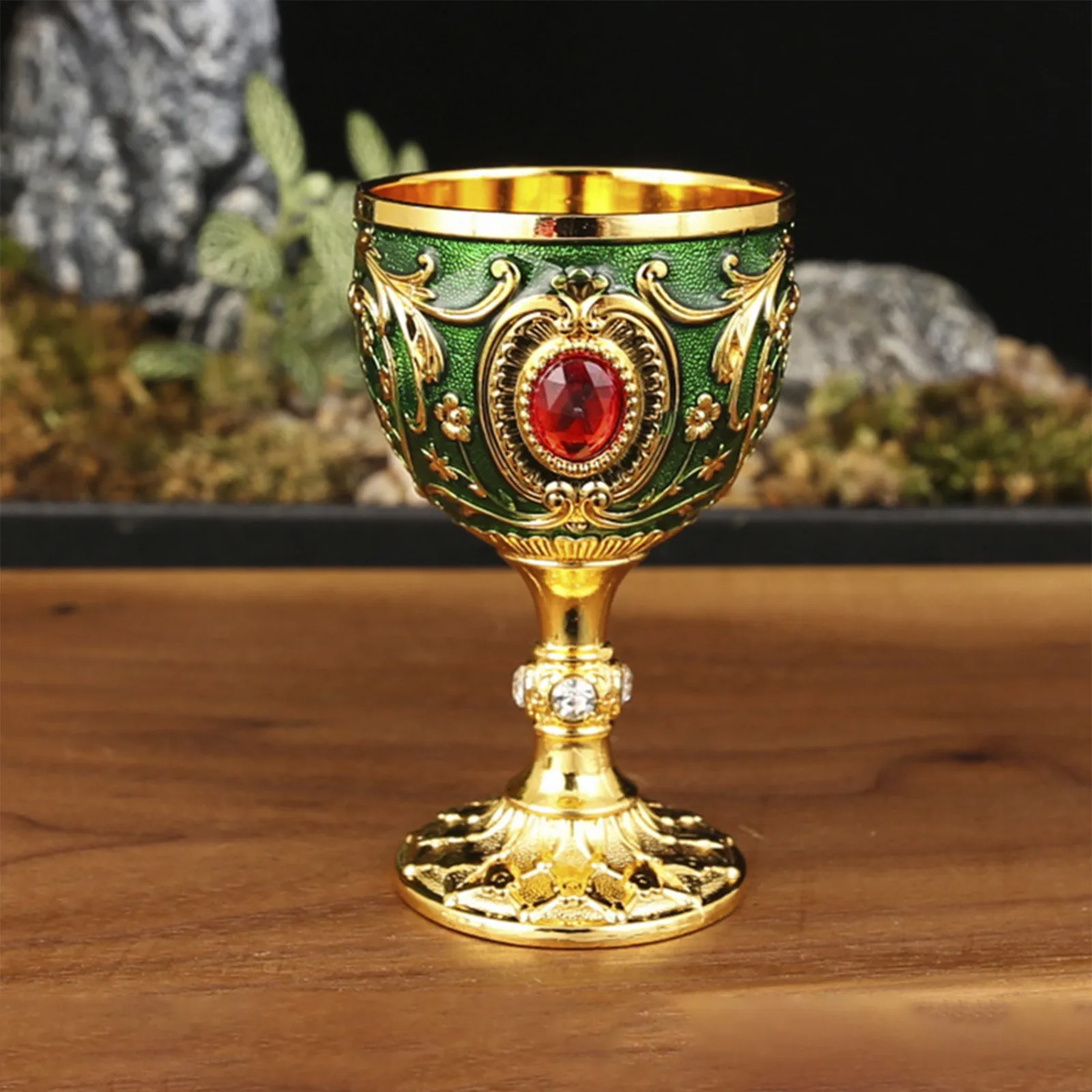 

Retro Metal Wine Goblet | 30ML Embossed Gem-Encrusted Whiskey Glass | Vintage Home Bar Decor