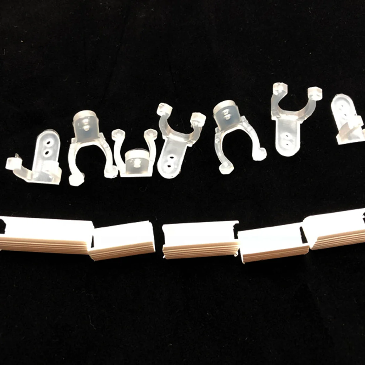 40Pcs LED Rope Light Clips Holder Strong Acid Resistant Mounting Clips for Cable Wire Cord Management on Wall Wood Deck Outdoor