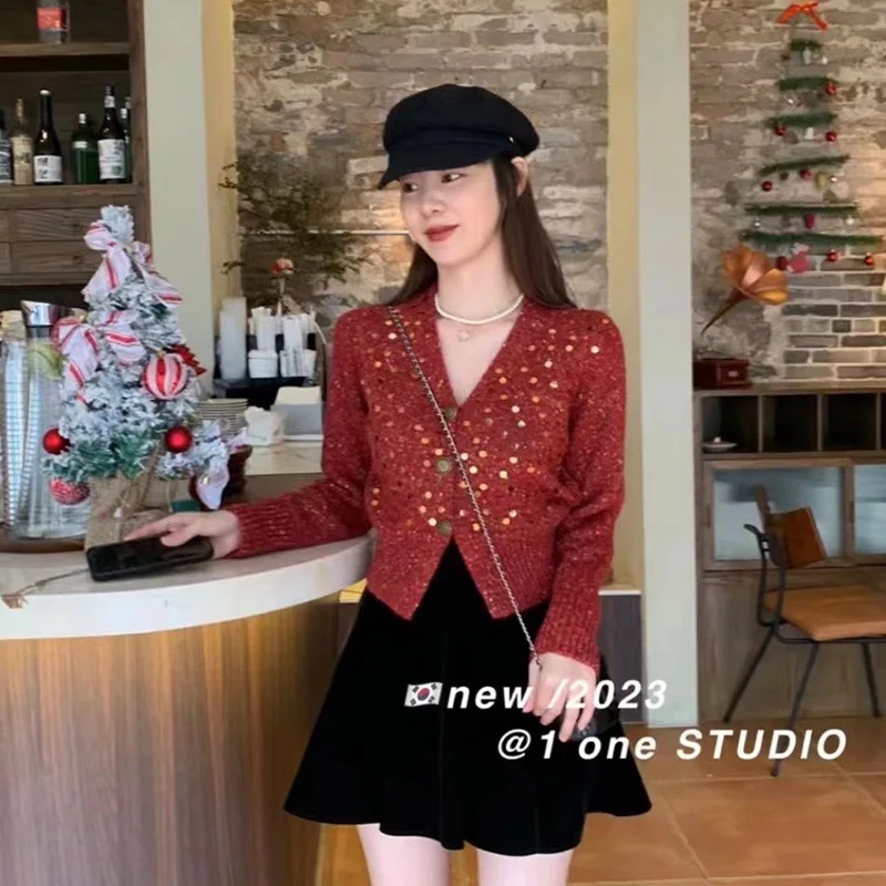 Women Clothing Sweet Loose V-neck Tops Autumn Winter Fashion Sequin Christmas Sweaters Vintage Short Style Knitted Cardigan