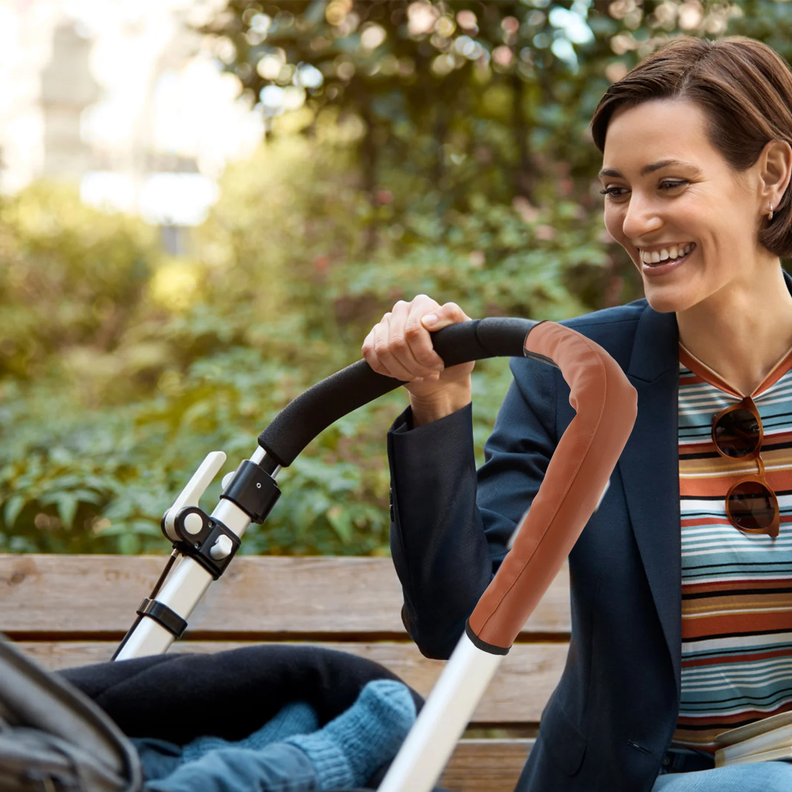

Stroller Handle Grip Cover Made of Artificial Zipper Closure Foldable Design Easy to Install and Remove for Baby