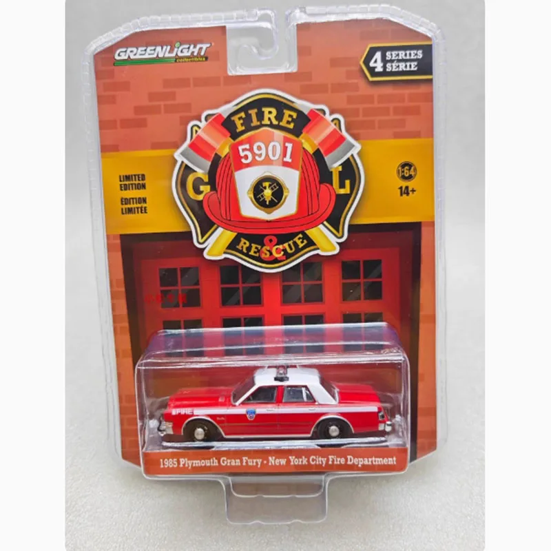 Greenlight Alloy 1:64 1982/1985 Plymouth Gran Fury Fire Fighting Truck Car Model Collection Display Ornament Toy Gift