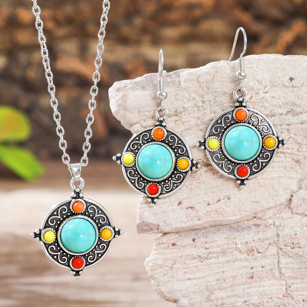 3-Piece Jewelry Set (Earrings & Necklace): Bohemian-Style Faux Turquoise Disc Pendant Set – Vacation-Ready Accessories for Women