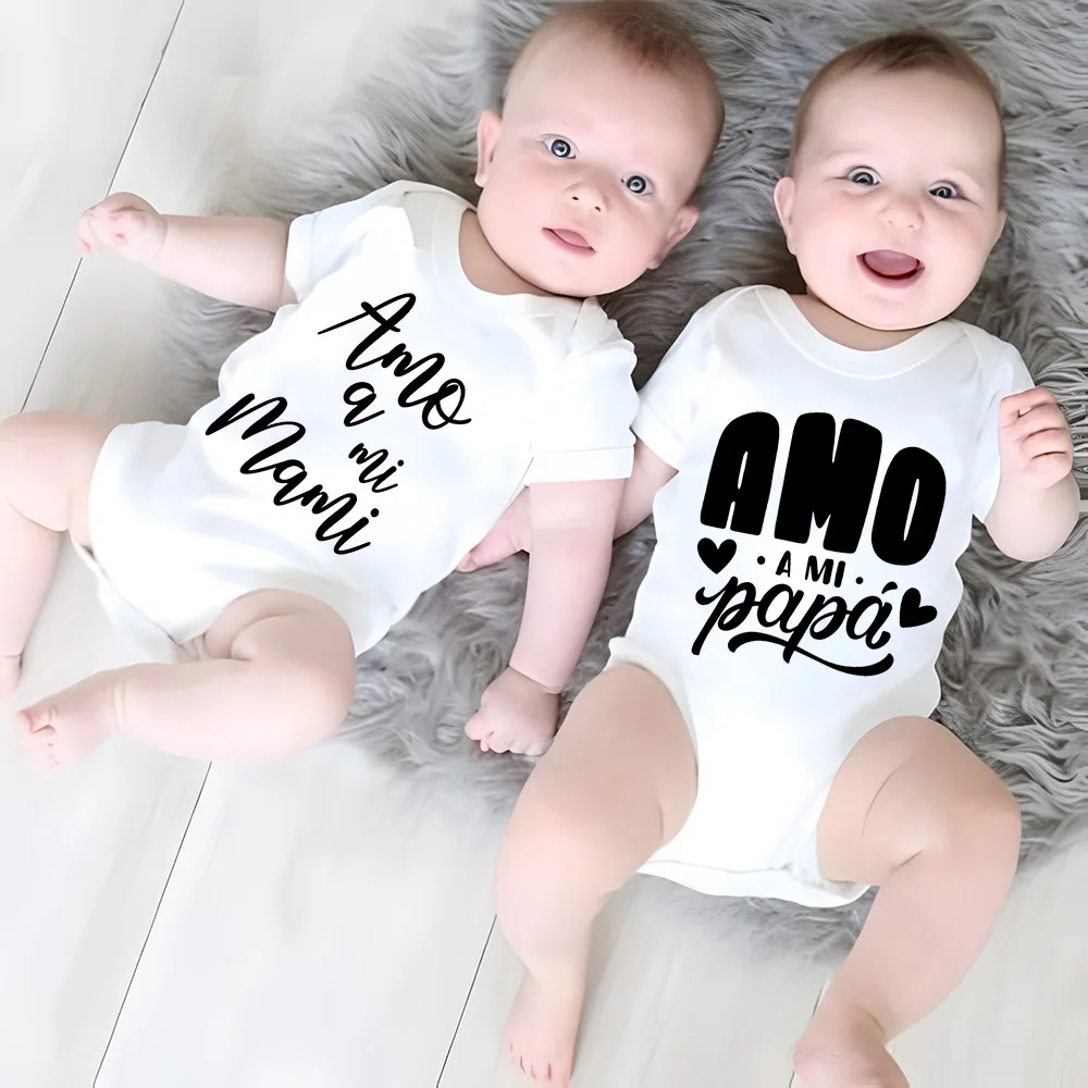 

Amo A Mi Papa/mama Letter Print Baby Romper Crew Neck Short Sleeve Infant Bodysuit Casual Comfort Jumpsuit Summer&Spring Clothes