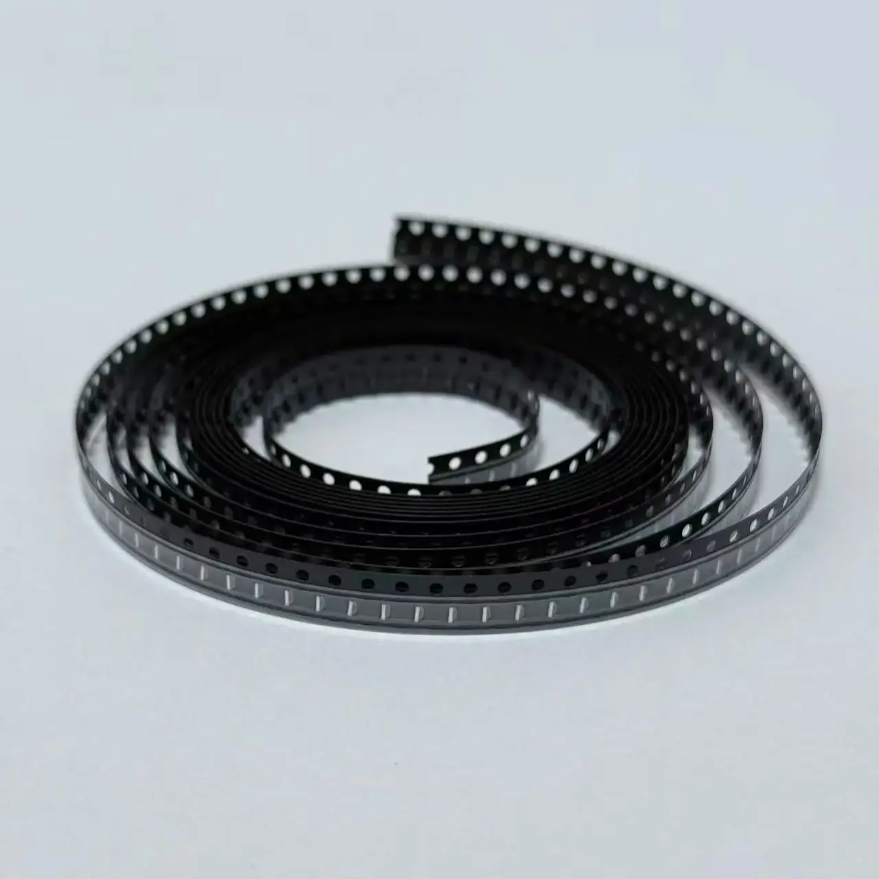 100PCS IR 850nm 940nm SMD-2 Infrared Emitting Diode 0402 0603 0602 0805 0802 1206 2835 3528 5050 (3528 808nm) (1206 with LENS)