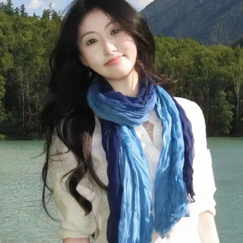 

Bohemian Women's Long Pleated Shawl Warm Color-blocked Gradient Texture Scarf Pleated Design Soft Long Hijab Scarf Autumn Winter