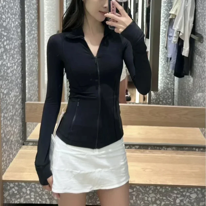 

2025 Women's Fitness Jacket Long Sleeve Zip Up High Elastic Yoga Running Top with Pockets for Gym Workout Athletic Wear