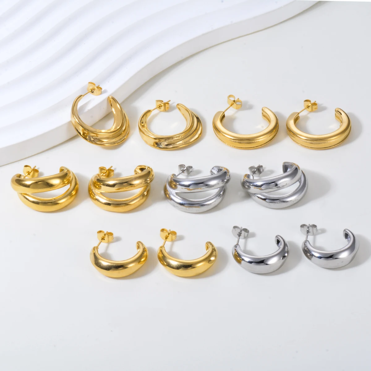 Trendy Stainless Steel Chunky Hoop Earrings for Women Gold Color Smooth Chic Metal Statement Ear Jewelry Gift Accessories