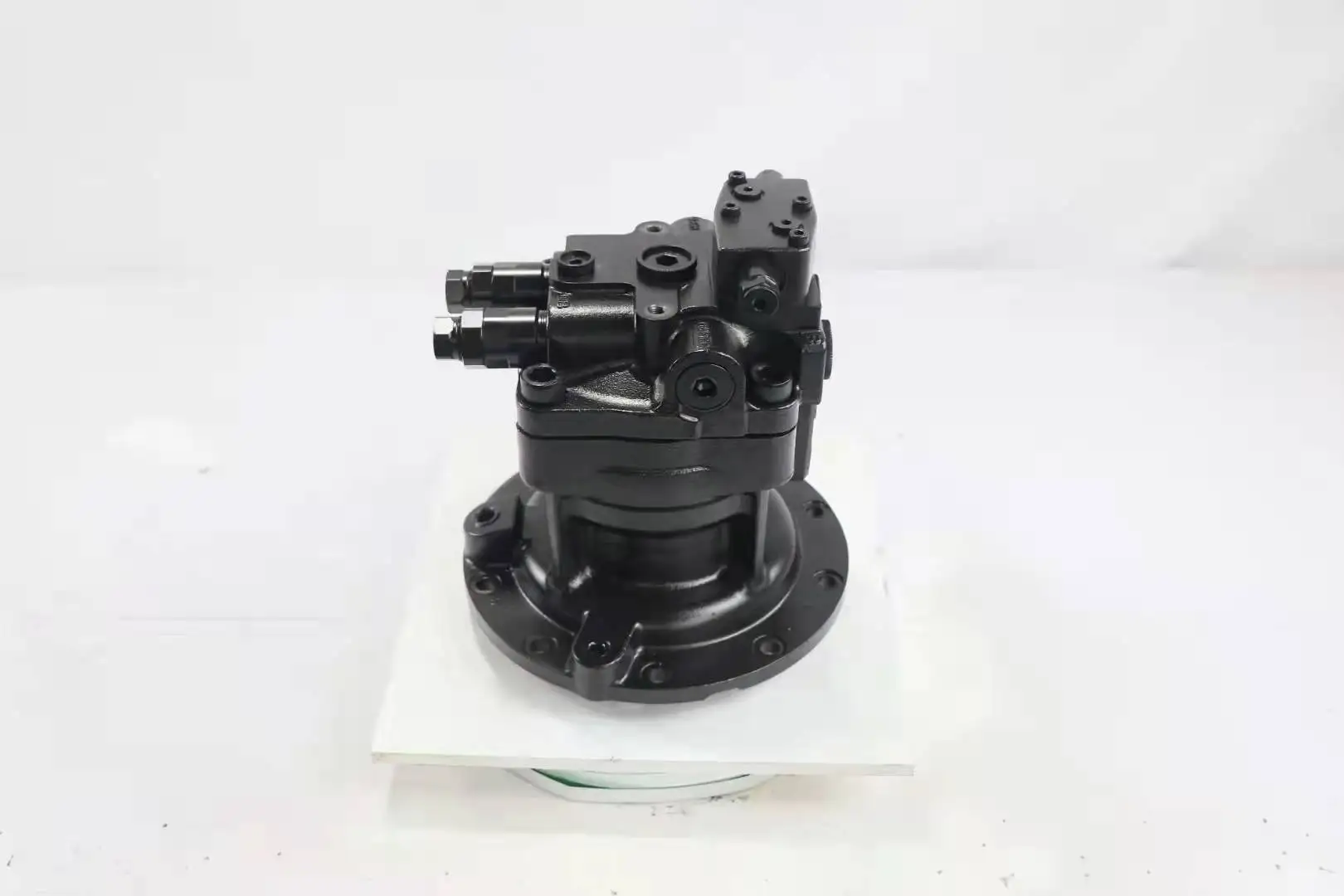 Factory Price Excavator Hydraulic Swing Motor SK200-6 sk200-6E SK200-8 SK250-8 SK260-8 Hydraulic Rotary Motor Rotary Motor Head