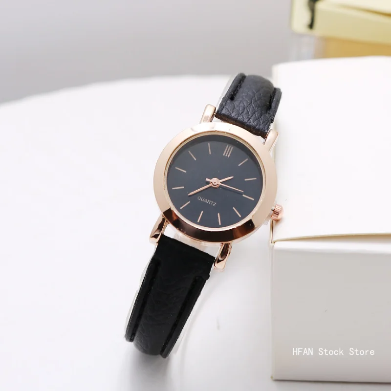 Montre à quartz à petit cadran pour femme, bracelet en cuir décontracté, mode