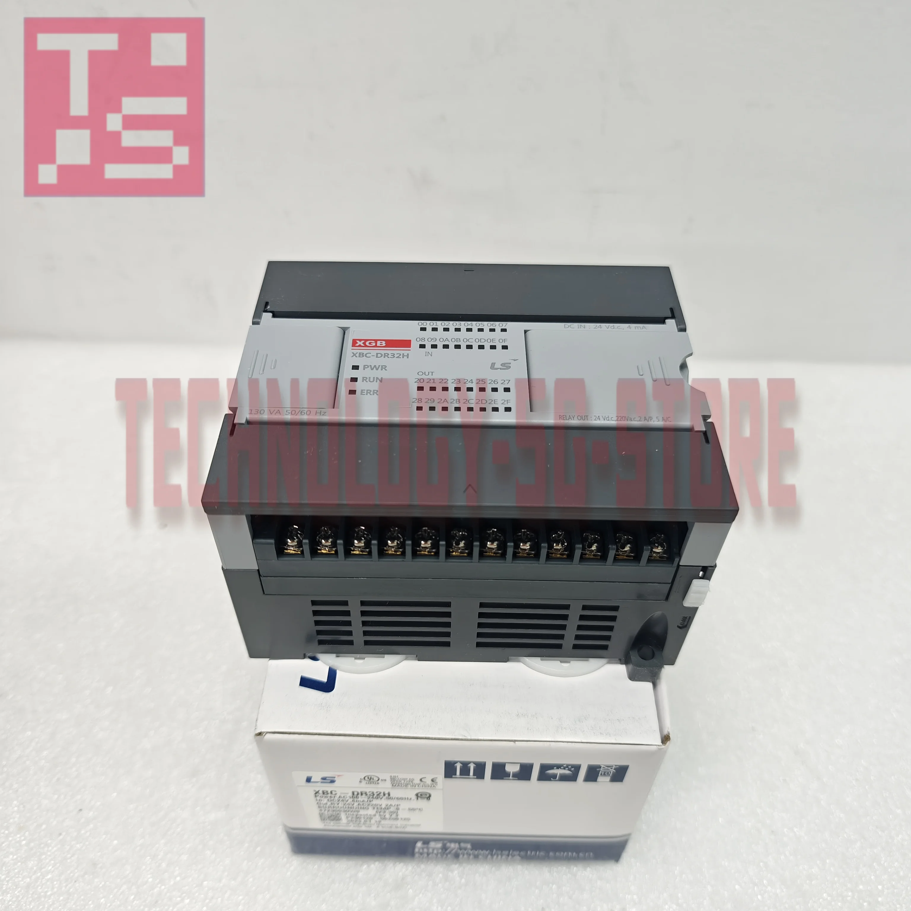 جديد في الصندوق وحدة XBC-DN32H XBC-DR32H XEC-DR28U PLC