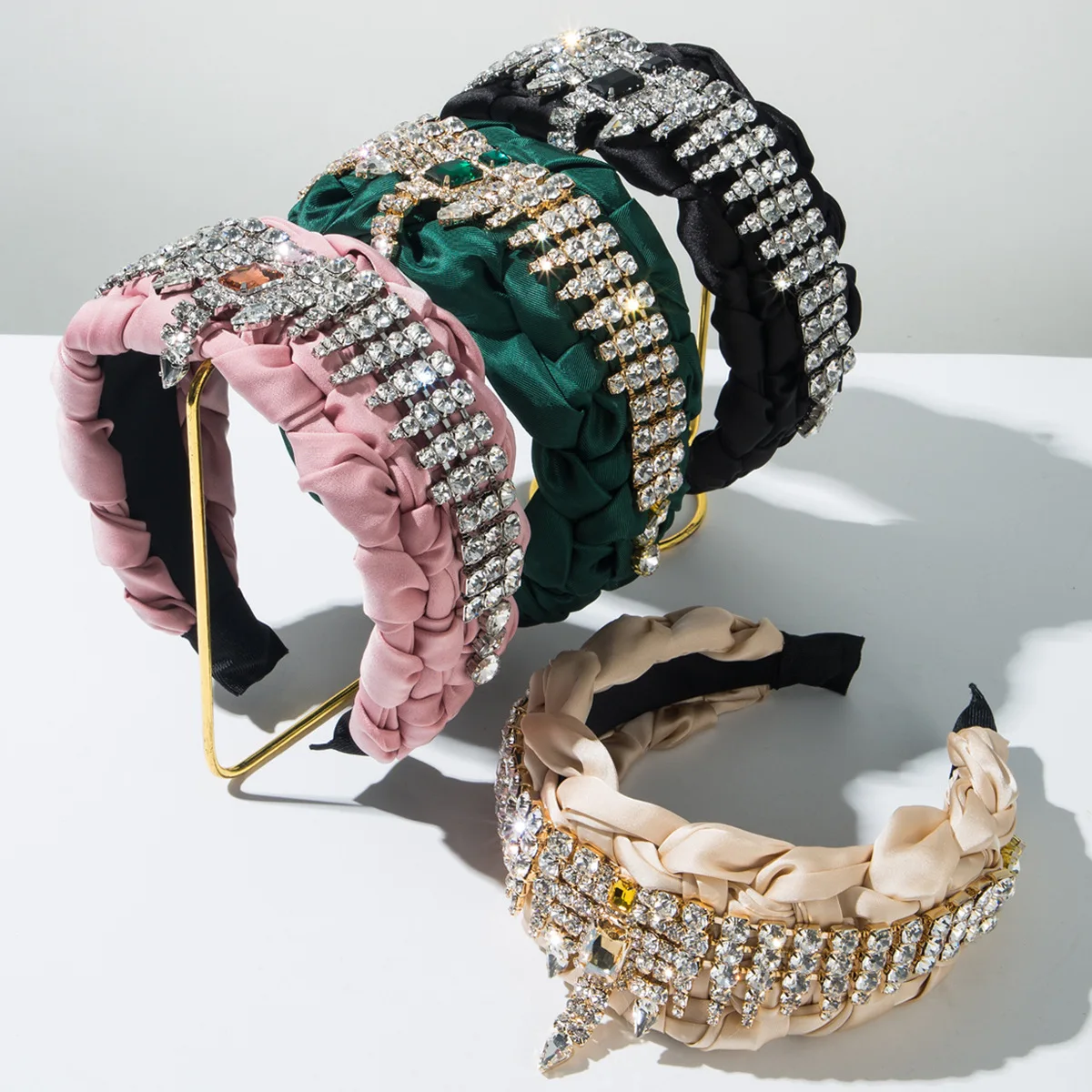 

Fashion Heavy Craft Handwoven Wide Headband Luxury Elegant High Skull Top Versatile High-end Hair Accessory for Women