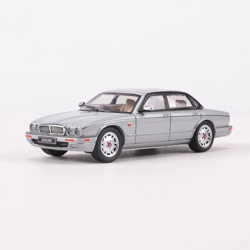 Gcd 1:64 Jaguar Xj X300 Legering Model Auto Groen/Zwart/Rood/Bule/Zilver