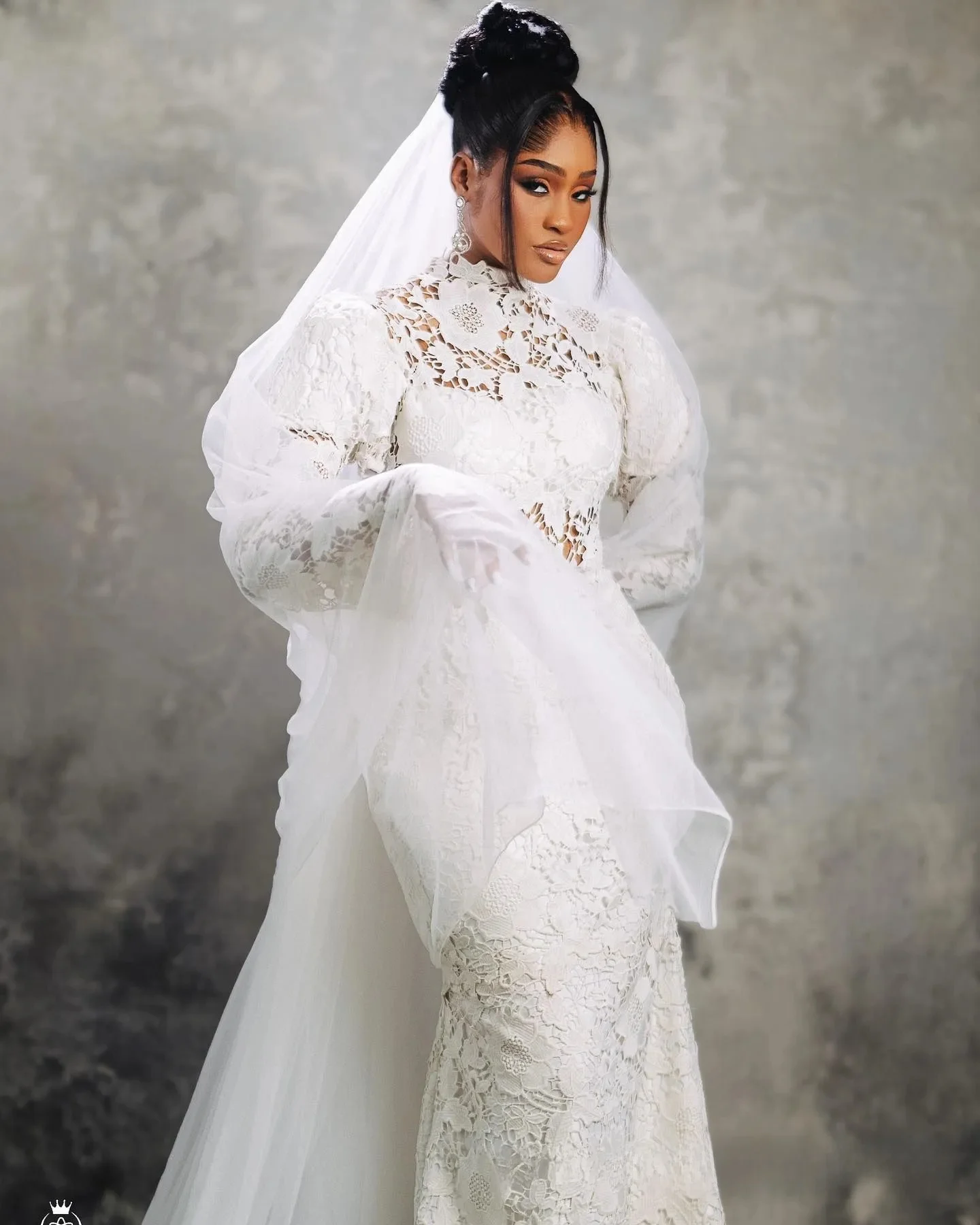 Robe de mariée Aso Ebi personnalisée, grande taille, col haut, manches longues, dentelle perlée, magnifique robe de mariée