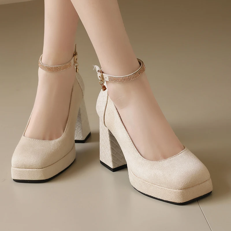 مضخات كاحل بو مربعات بمقدمة مربعة للنساء ، مشبك حجر الراين ، منصة ضحلة ، كعب عالي للغاية ، مخمل بلوري ، خليط ، حجم كبير