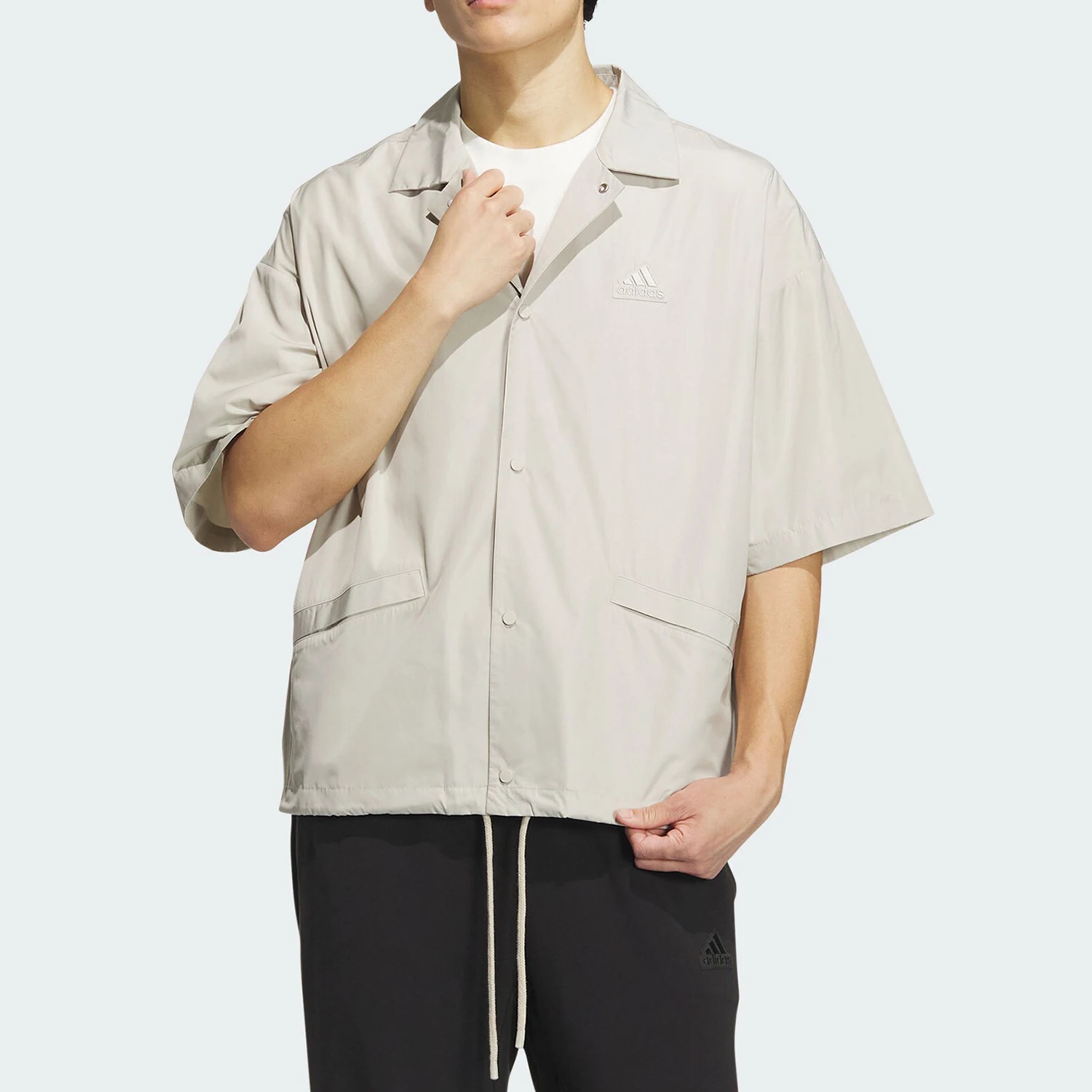 

Adidas genuine Woven Collar Men's Sport Casual Short Sleeve Jacket IT3958