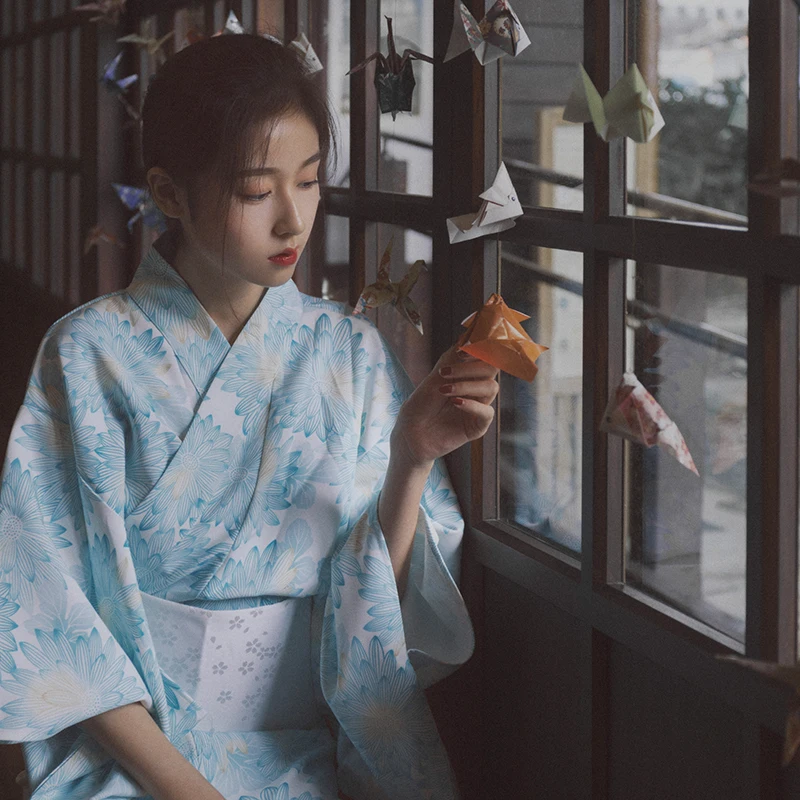 Japan Style Traditional Kimono for Women Floral Prints Classic Yukata Home Bathrobe Cosplay Costume Travel Photography Dress