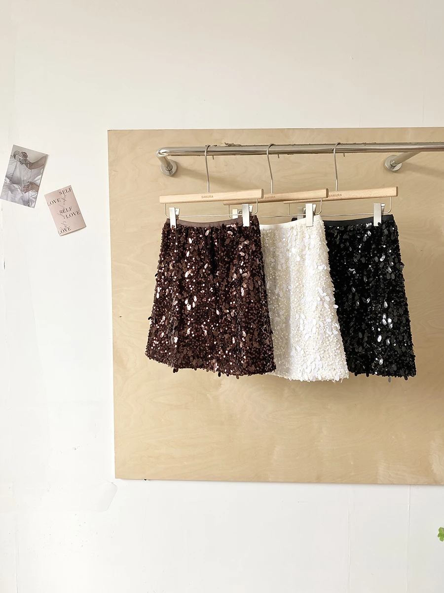 Spring 2026 Korean Style Fashionable Glitter Half-length A-line  Skirt Women's High-waist Slimming Polyester Fiber