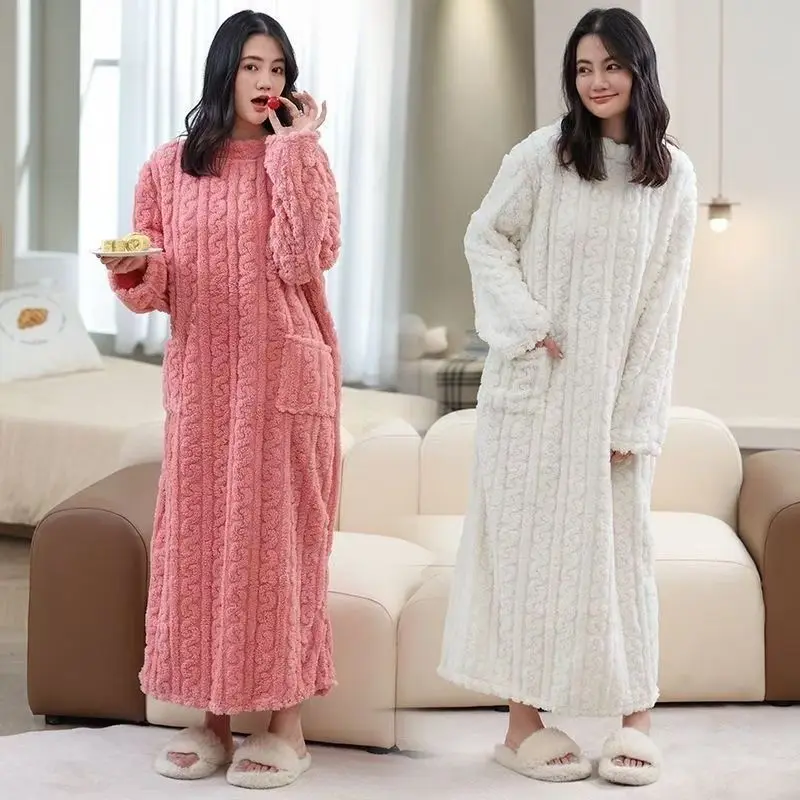 ‌ Szlafrok Walking Comforter - Szlafrok z polaru koralowego z kieszeniami, zimowa odzież domowa, sukienka do spania z żakardowym wzorem kwiatowym dla kobiet