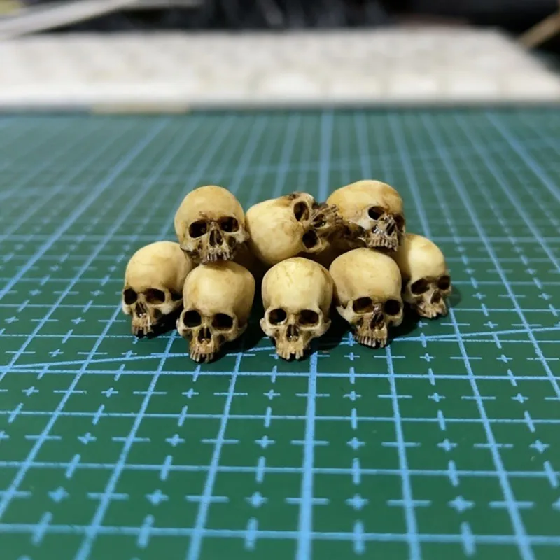 قطعة واحدة من نموذج جمجمة الهيكل العظمي البشري من الراتنج بمقياس 1/18 ، تناسب هالوين 3.75in ألعاب إكسسوار لشخصية الحركة #6