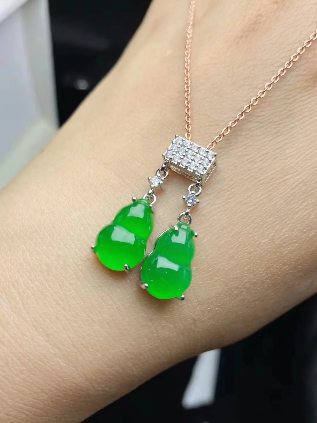 New style Natural Level A jadeite+ 925 silver Pendant High Ice Green gourd Lucky Jade Necklace Pendant elegant Lady Fine Jewelry