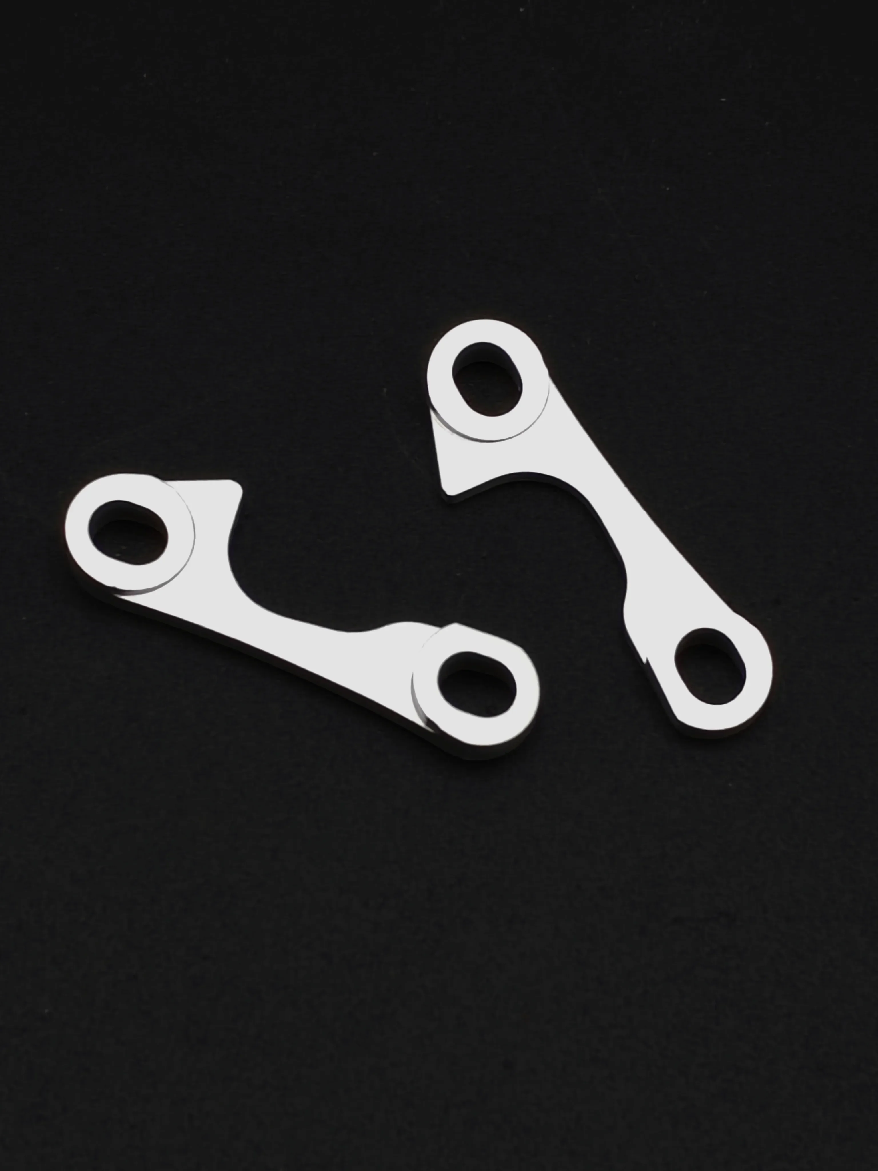 

Материал алюминиевого сплава, передний демпфер, верхние кронштейны, накладки для 1/5 LOSI 5IVE-T ROFUN LT DTT