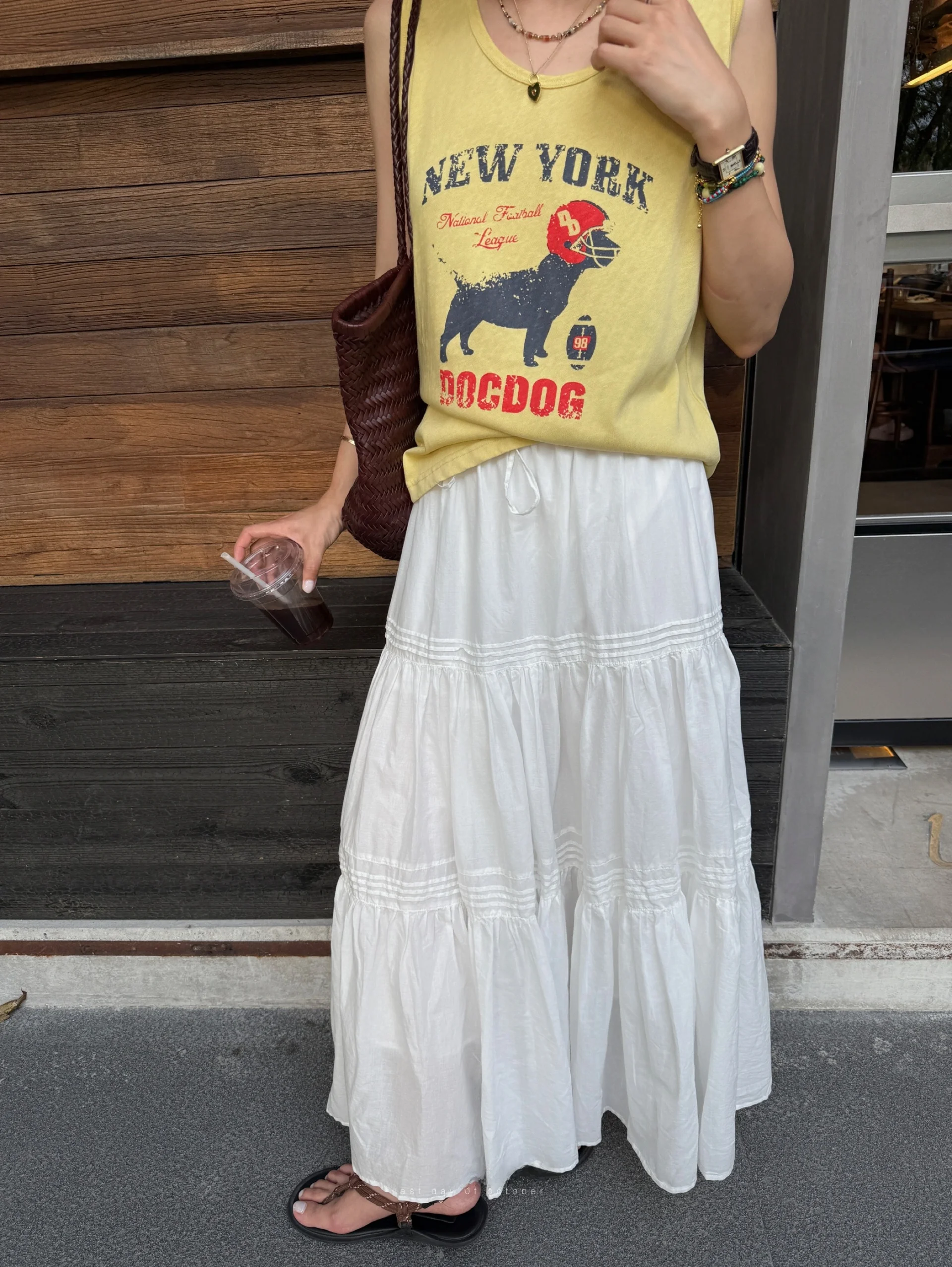 

Легкая гладкая белая юбка-парасолька из высококачественного длинноволокнистого хлопка Ldoo op, окрашенная в готовом виде