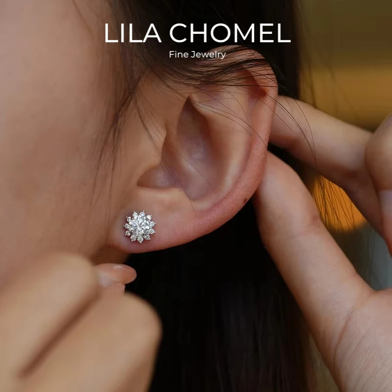 

Lover Valentine's Day 18K White Gold Women Wedding 0.5CT Moissanite Diamond Girl Birthday Gift PT950 Platinum Sunflower Earrings