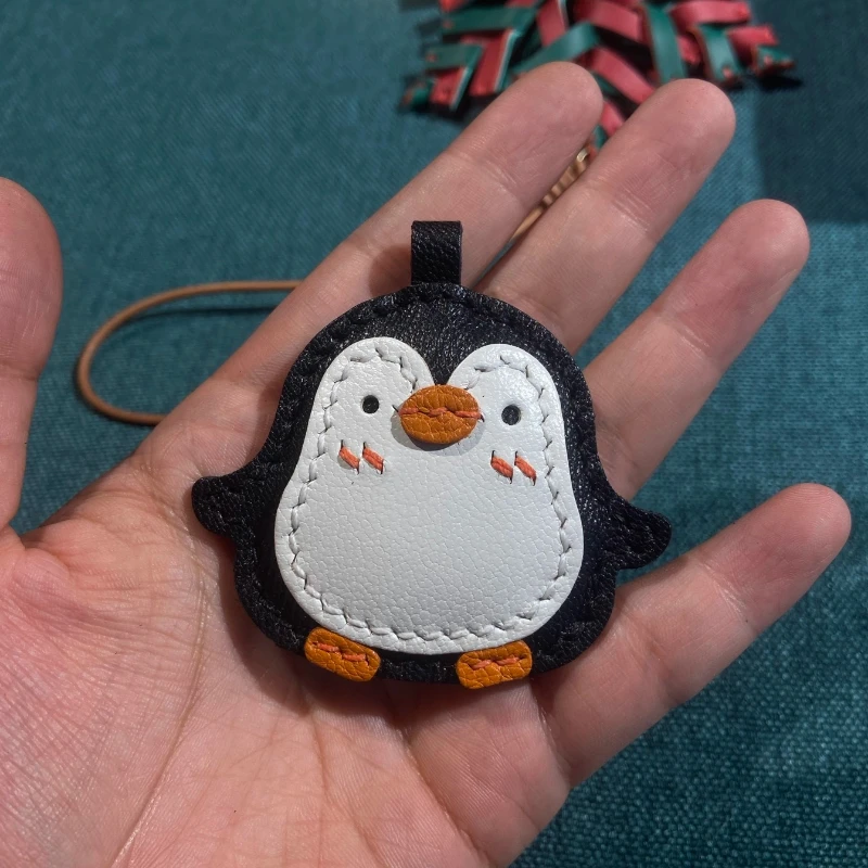 

Little Penguin Pendant, French Sheepskin Bag Pendant Phone Pendant Bag, Pure Handmade Genuine Leather Keychain.