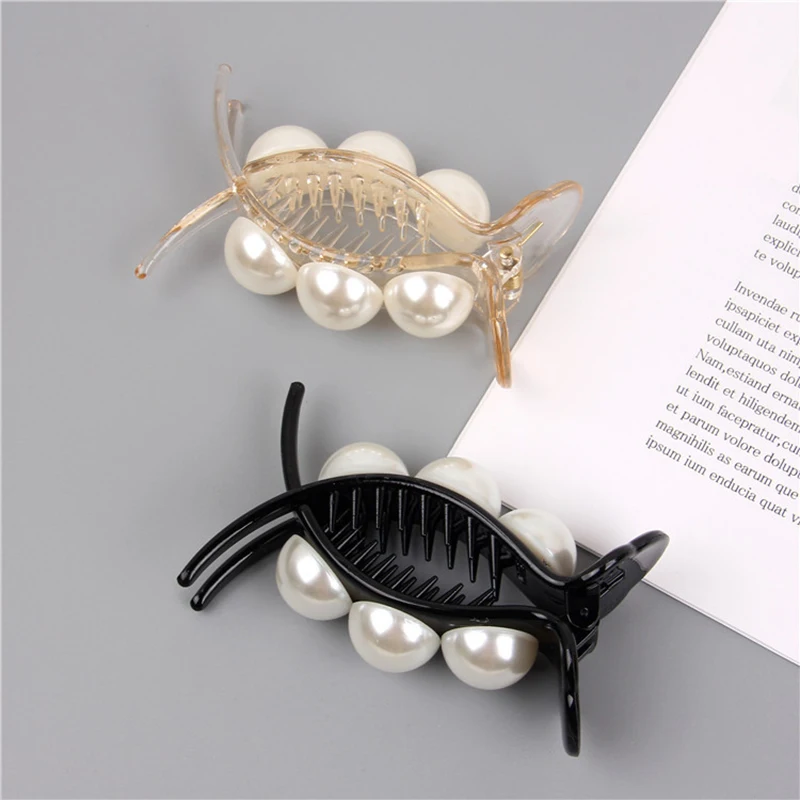 Fashion White Pearl Hair Claw Clip Simple Elegant Acrylic Hairclip for Women Girls Makeup Bath Ponytail Bun Hairpin Aeadwear