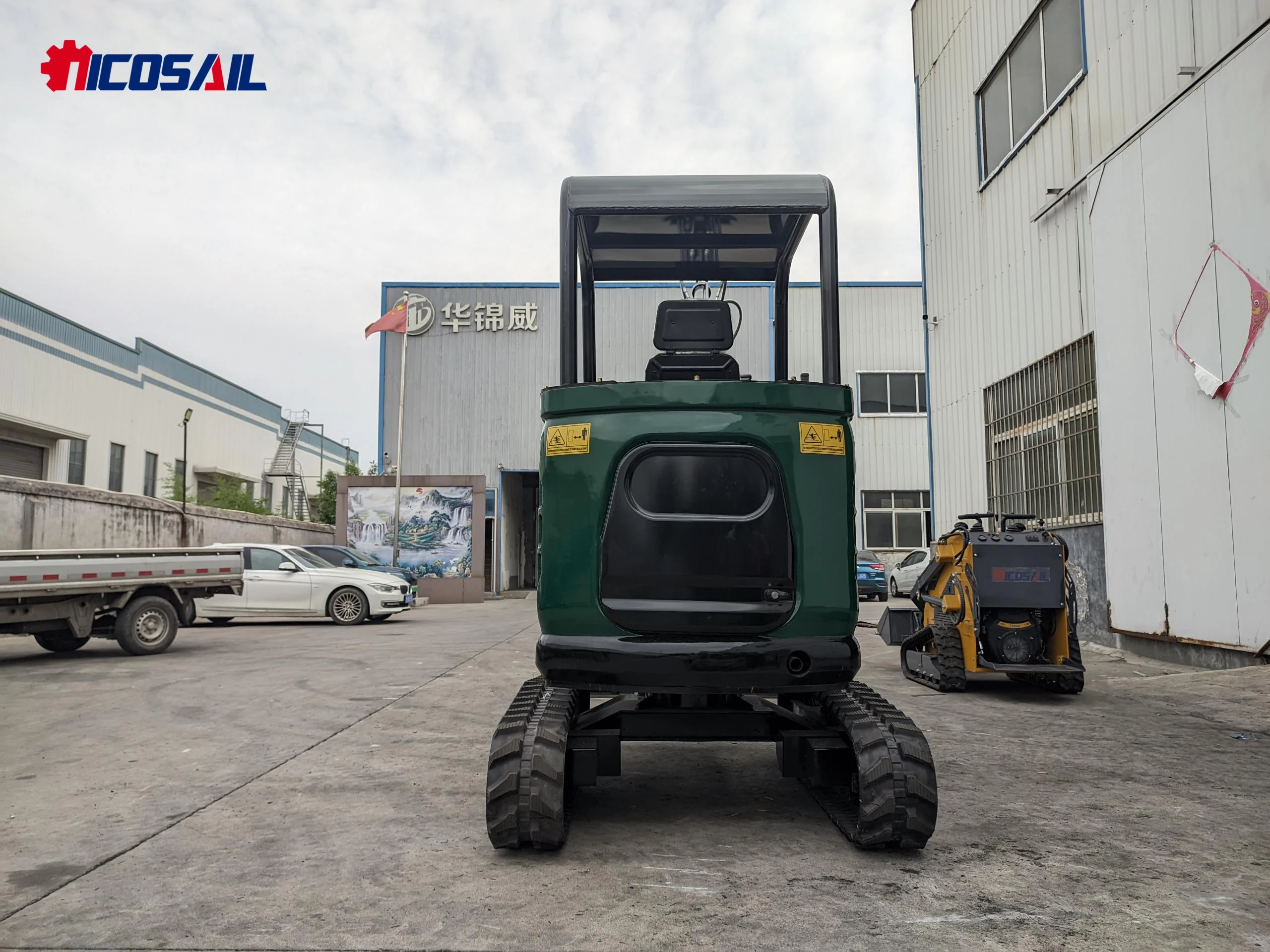 Customized Mini Bucket Excavator 2.5 Tons - Best Price Compact Excavator for Sale with Bucket Attachment